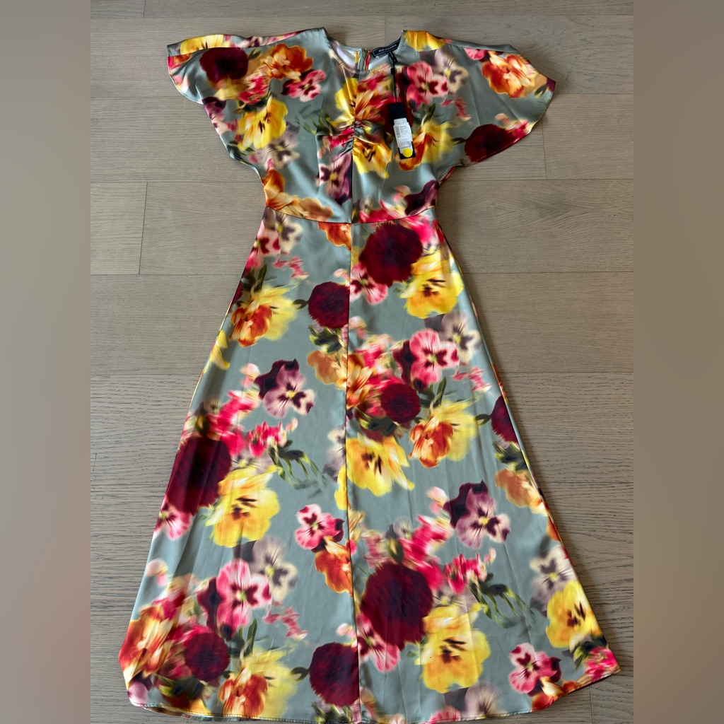 Bcbgmaxazria Vibrant Floral Maxi Dress